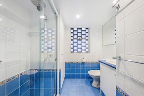 Elouera Tower Beachfront Apartments