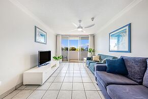 Elouera Tower Beachfront Apartments