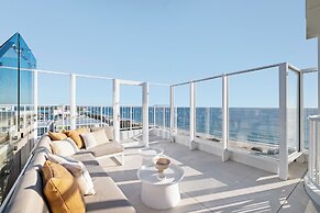 Elouera Tower Beachfront Apartments
