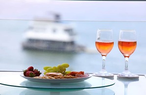 Silvershore Apartments on the Broadwater