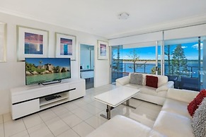 Silvershore Apartments on the Broadwater
