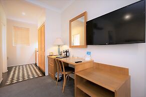 Young Federation Motor Inn