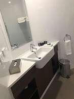 Young Federation Motor Inn