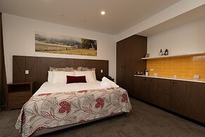 Young Federation Motor Inn