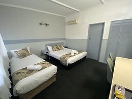 Charlton Motel - Victoria