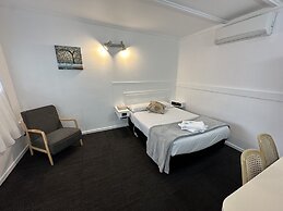 Charlton Motel - Victoria