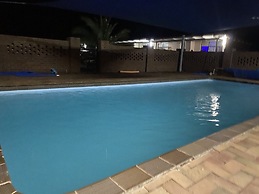 Charlton Motel - Victoria