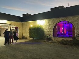 Charlton Motel - Victoria