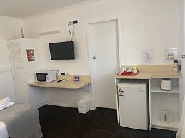 Charlton Motel - Victoria