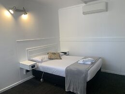 Charlton Motel - Victoria