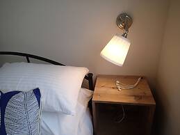 Dungowan Waterfront Apartments