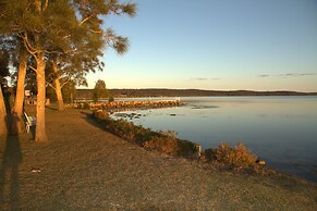 Dungowan Waterfront Apartments