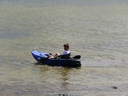 Dungowan Waterfront Apartments