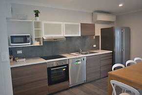 Dungowan Waterfront Apartments