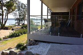 Dungowan Waterfront Apartments