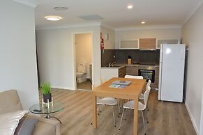 Dungowan Waterfront Apartments