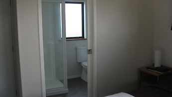 Bluebell Lodge And Cottage