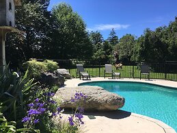 Bluebell Lodge And Cottage