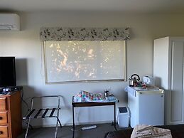 Bluebell Lodge And Cottage