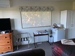 Bluebell Lodge And Cottage