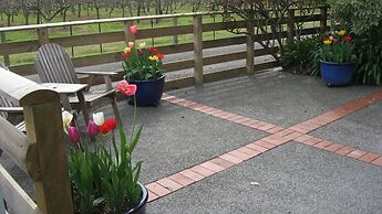 Bluebell Lodge And Cottage