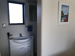 Bluebell Lodge And Cottage