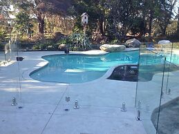 Bluebell Lodge And Cottage