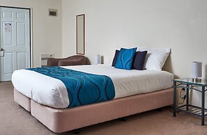Barringtons Motor Lodge