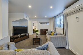 Abba Court Motel & Apartments