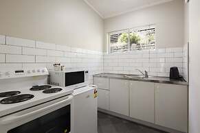 Abba Court Motel & Apartments