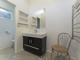 Abba Court Motel & Apartments