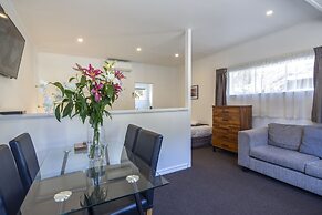 Abba Court Motel & Apartments