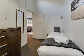 Abba Court Motel & Apartments