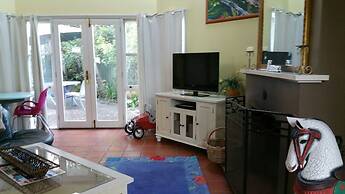 Casablanca Enchanted Cottage - Adults Only