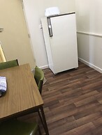 Travelway Motel