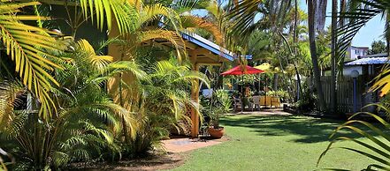 Bargara Gardens Motel & Holiday Villas