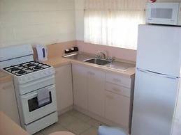 Black Swan Motor Inn