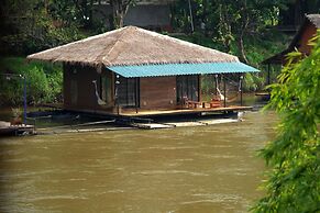 Boutique Raft Resort