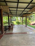 Boutique Raft Resort