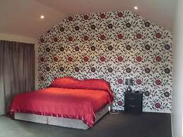 Golf Course Road Chalets