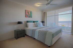 19th Avenue On The Beach