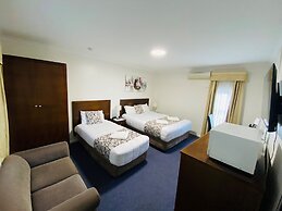 Colonial Lodge Motor Inn Yass