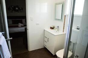 Colonial Lodge Motor Inn Yass