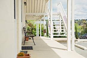 Colonial Lodge Motor Inn Yass