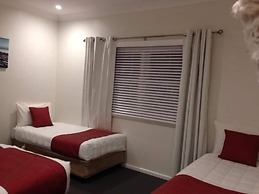 Colonial Lodge Motor Inn Yass
