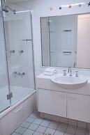 Surfers Horizons Resort