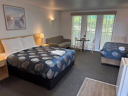 Tropicana Motor Inn