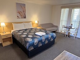 Tropicana Motor Inn