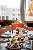 Cottesloe Beach Hotel