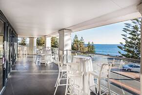 Cottesloe Beach Hotel